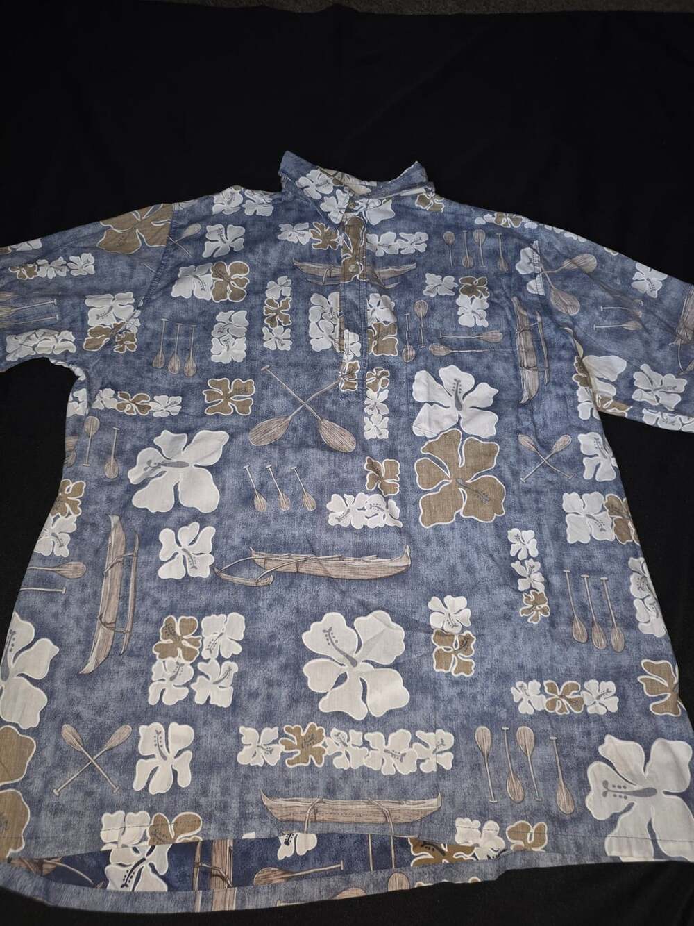 Go Barefoot Hawaiian Tradition Blue Hibiscus Flowers And Canoes Pullover